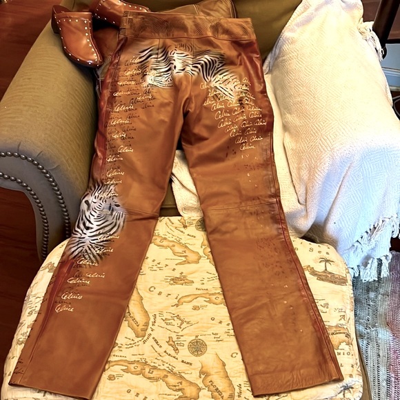 -๐๐๐๐- ๐ฅ๐๐ฑ๐๐๐ฅCELINE RUNWAY VINTAGE SUPER RARE!! HANDPAINTED GOATSKIN PANTS - Picture 17 of 17